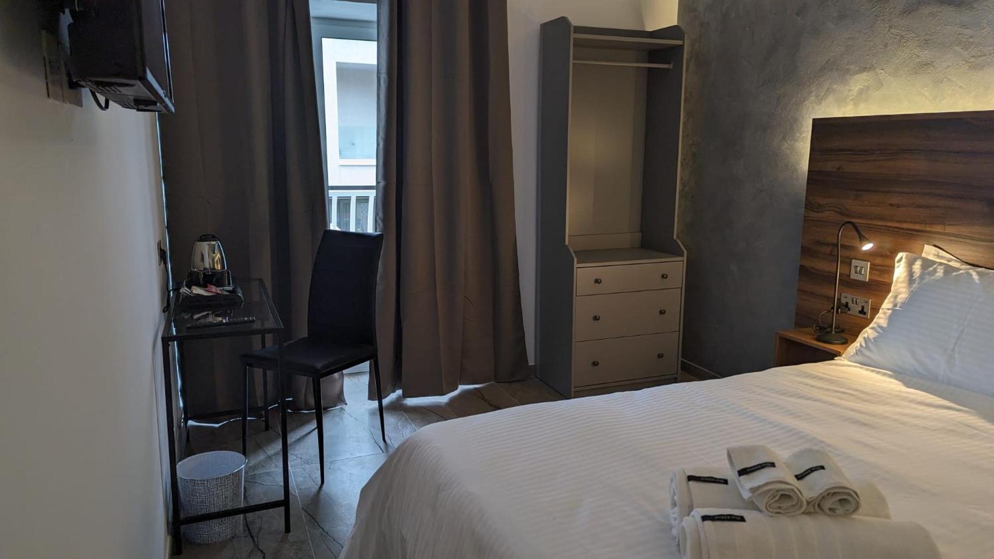 De La Croix Hotell St. Julian's Exteriör bild